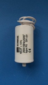 CAPACITOR 10MF